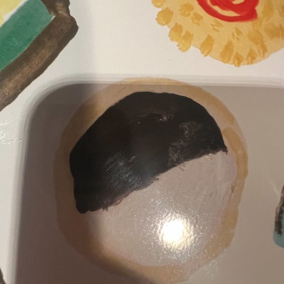 kate spade one smart cookie tin with 3 cookie cutters nwot *PLEASE READ* - Picture 3 of 11